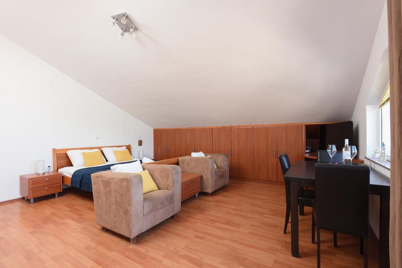 Sunset Beach Suites Kozino Bagian luar foto
